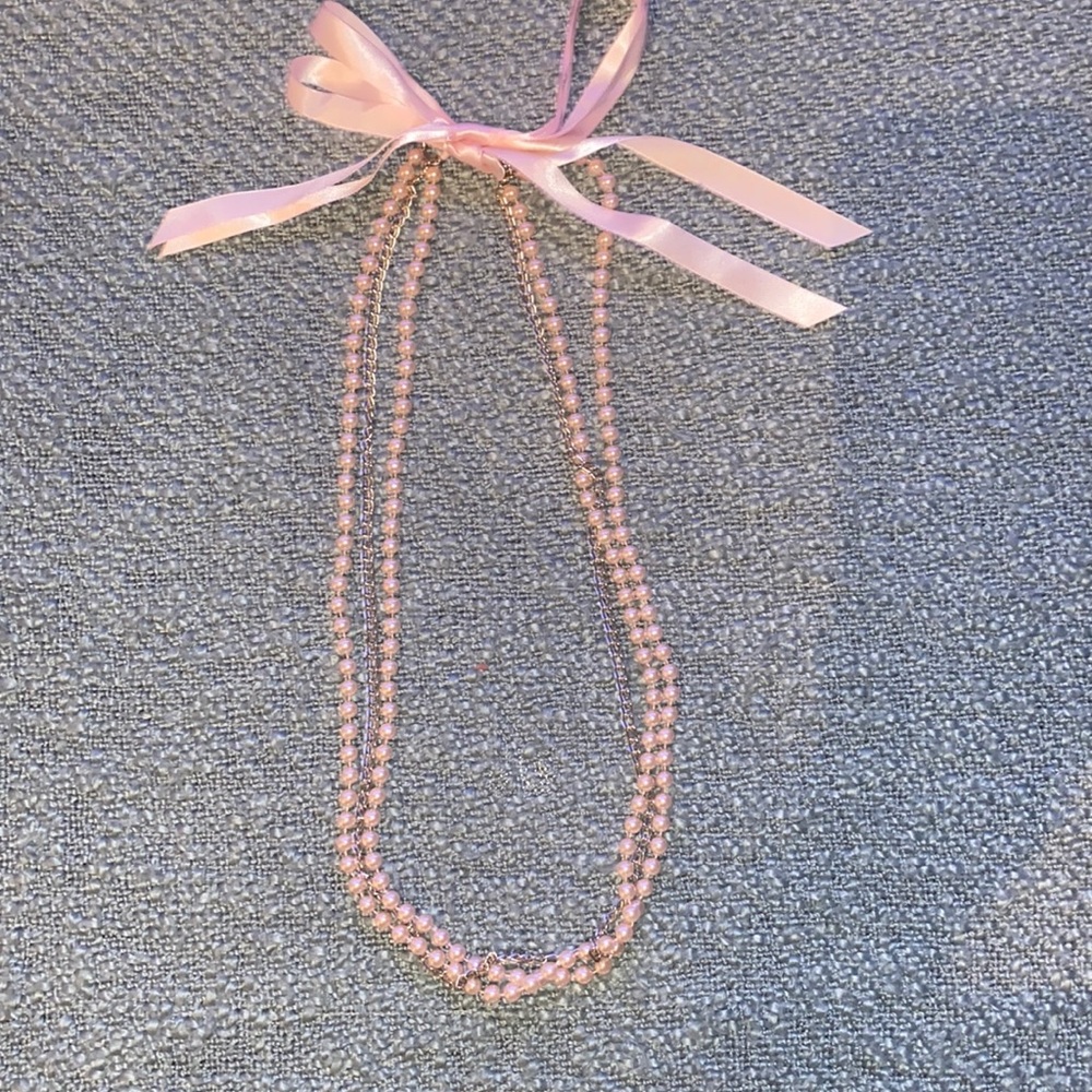 Pink faux pearl necklace